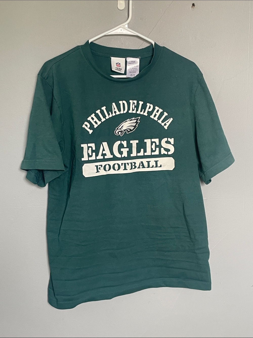 NFL Team Apparel Men’s XXL Philadelphia Eagles cotton t shirt